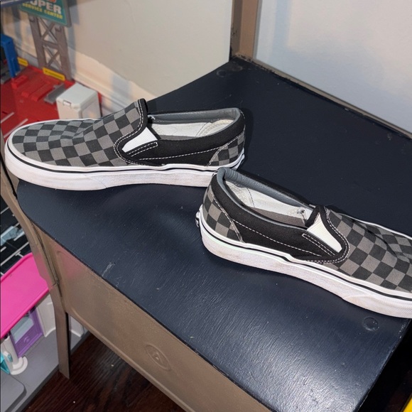 Vans womens Checkerboard Slip-On Sneakers - Black & Gray - Picture 7 of 7